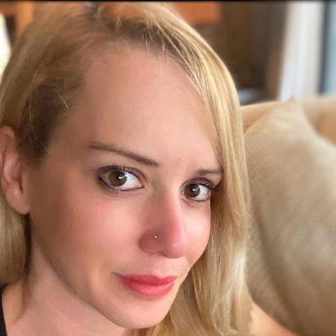 Artemis Seaford Profile Picture