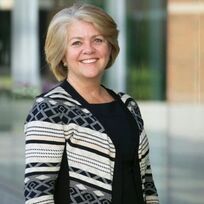 Gloria Dominguez-Bello Profile Picture