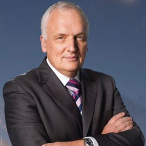 Nik Gowing Profile Picture