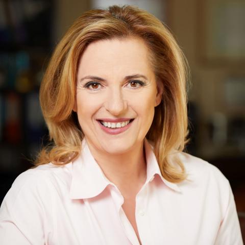 Vivian Bouzali Profile Picture