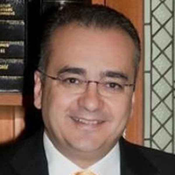 Δημήτρης  Βερβεσός