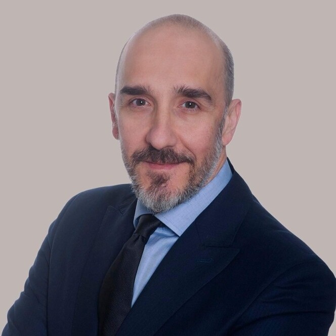 Γιάννης Κωνσταντίνου