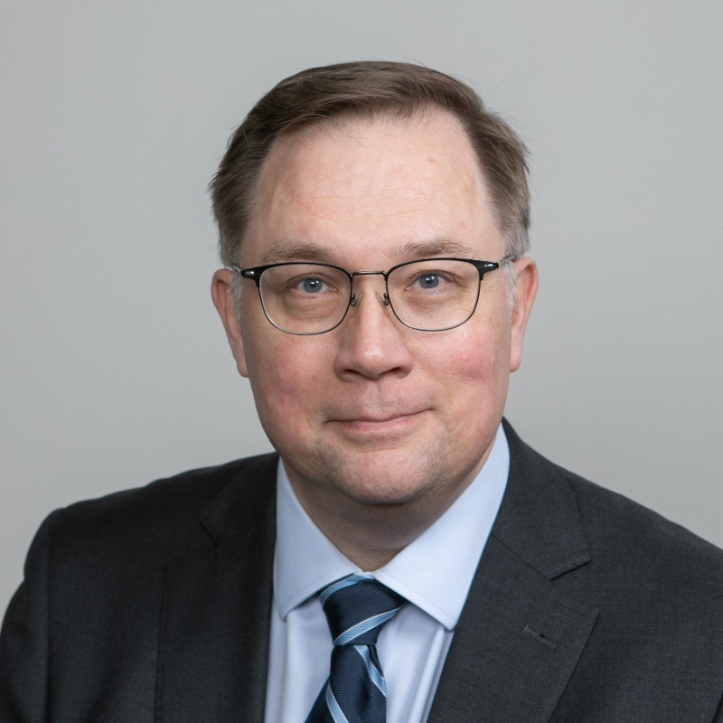 H.E. Niklas Lindqvist