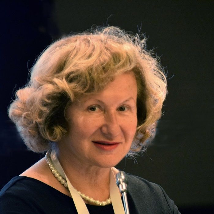 Dr. Jasmina Knezevic