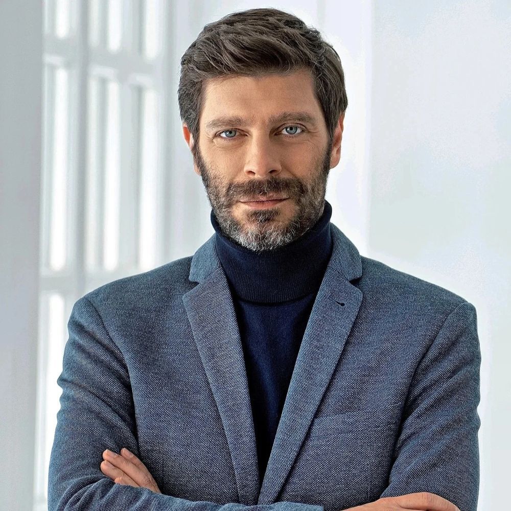 Nicholas Yatromanolakis