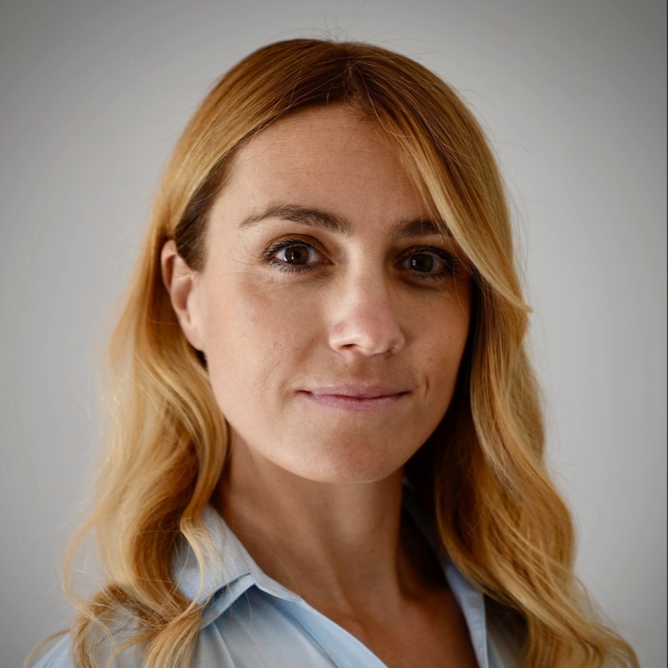 Burcu Ozcelik
