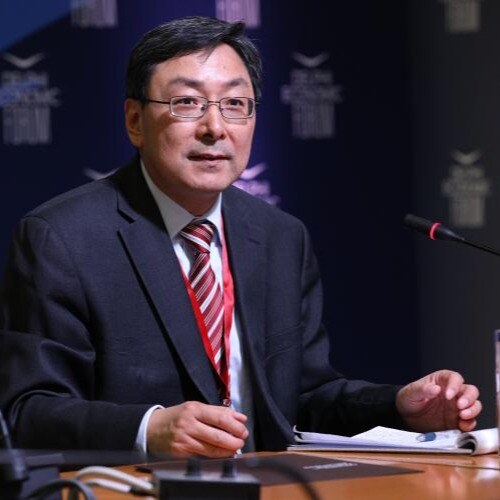 Yanzhong Huang