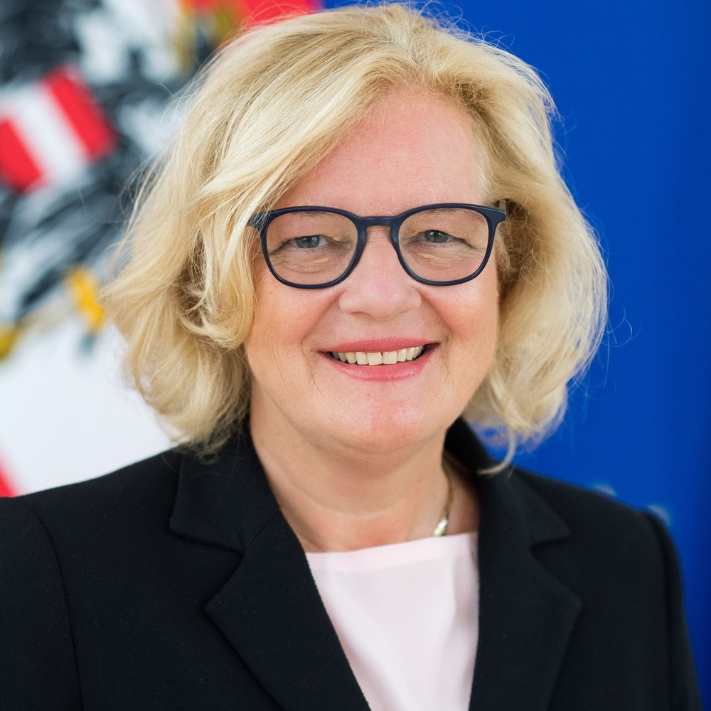 Andrea Ikic-Böhm