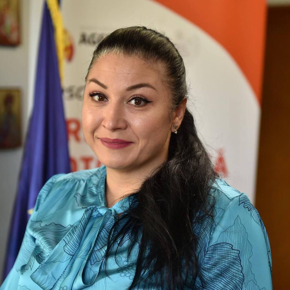 Claudia-Victoria Nicolae