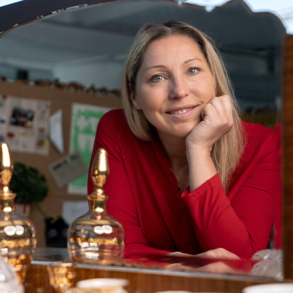 Παυλίνα Κωνσταντάρα