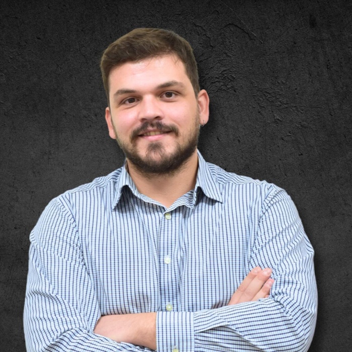 Άκης Καραμάνος 